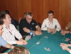 Age Spets (left) locks horns with Peter Willers Jepsen (right)