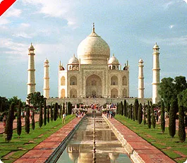 El club maharajá mira al este. 0001