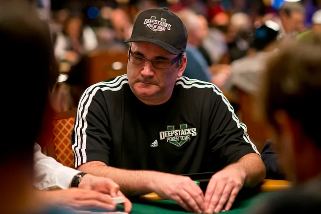 Mike Matusow's Lips Are Sealed Here on Day 1A of the Main Event