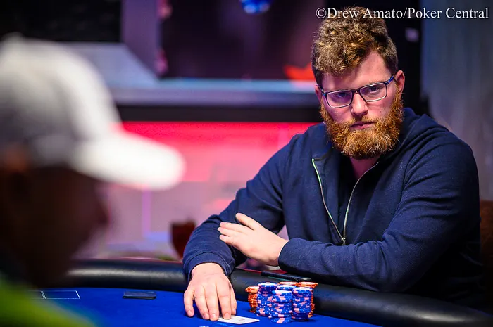 Drunk Poker... Nick Petrangelo propose un nouveau type de tournoi 0001