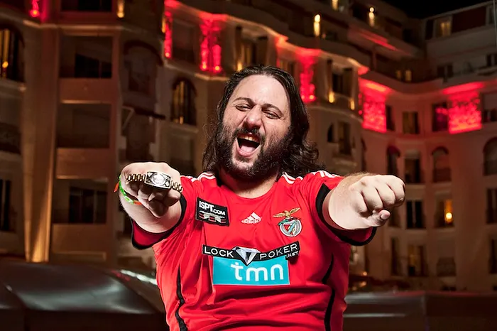 Best Photos from Week 2 of the 2012 World Series of Poker Europe 105