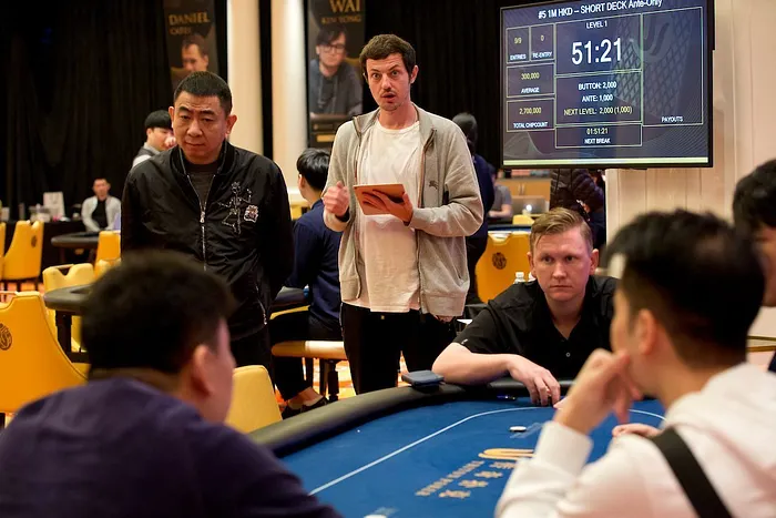 5 minutes sur l'Event #1 et 5 boulettes sur l'Event #5, Dwan s'est transformé en raileur pro...