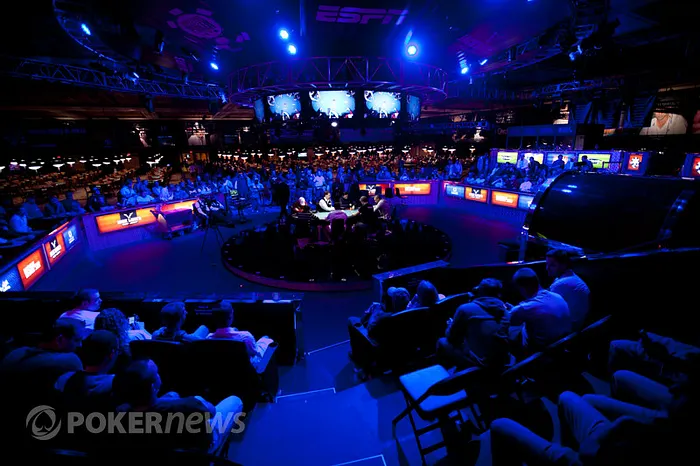 WSOP Week in Photos: Phil Ivey Gets Close (Twice), Phil Hellmuth Gets Twelve 118