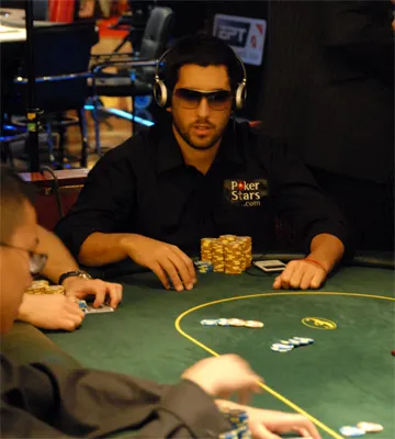 PokerStars.net EPT Varsóvia, Dia2: Juan Maceiras em 1º na Corrida ao Titulo 0001