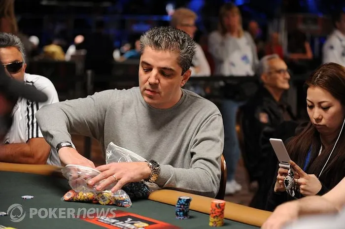 Ricardo 'Manecop' Fasanaro