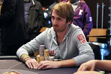 Main Event WSOP Europe Jour 1b : Ludovic "Poulidor" Lacay chip leader