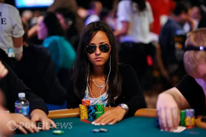 Sarah Herzali - PokerNews