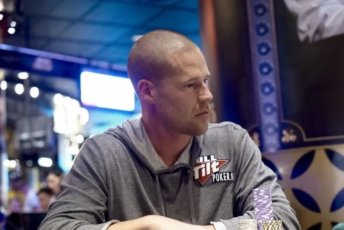 La rencontre entre Patrick Antonius et Phil Ivey a marqué le Jour 2 du Main Event de l'Aussie Millions