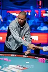 WSOP 2012 : Phil Ivey échoue encore au pied du bracelet ; Nguyen en heads-up (Event #24) 102