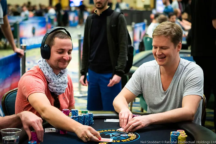 Alexandre De Zutter and Jussi Nevanlinna