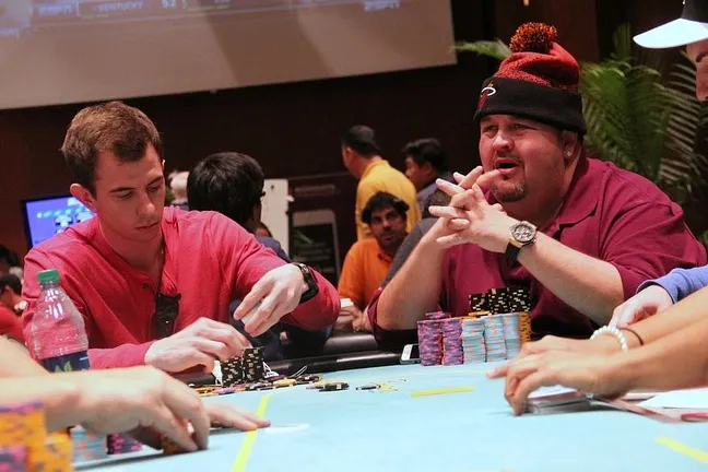 Shannon Shorr and Laz Hernandez on Day 2 of the 2014 Borgata Winter Poker Open WPT Main Event