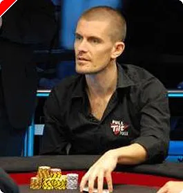 WSOPE, Evento 3 - £10,000 NLHE, Dia 2a: Gus Hansen na Liderança 0001