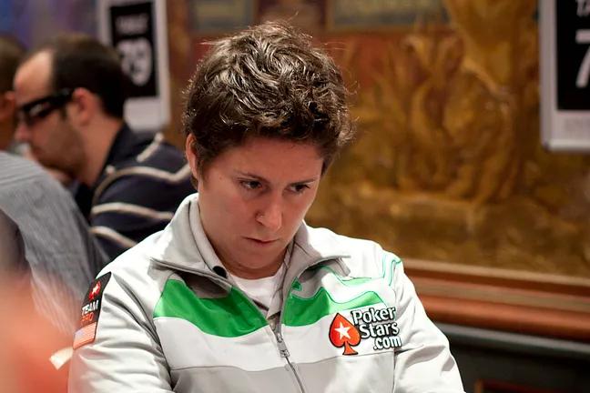 Vanessa Selbst - out