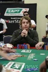 Bergren increases his chip lead with that pot