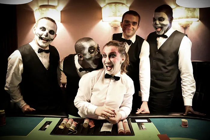 Halloween Es Saadi Dealers