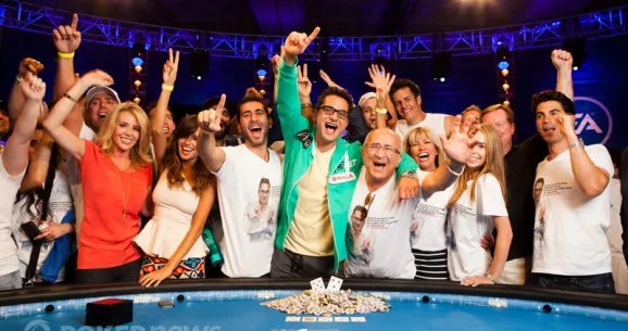 As reacções dos pros à vitória de $18M de Antonio Esfandiari 0001