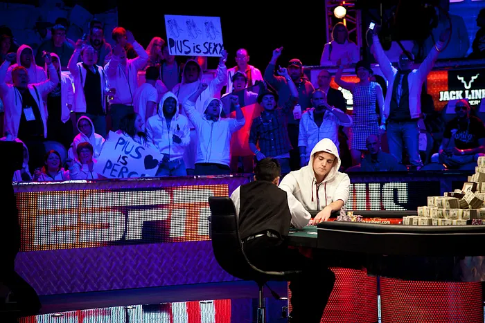 WSOP Through the Lens: The November Nine and a New Champion 130