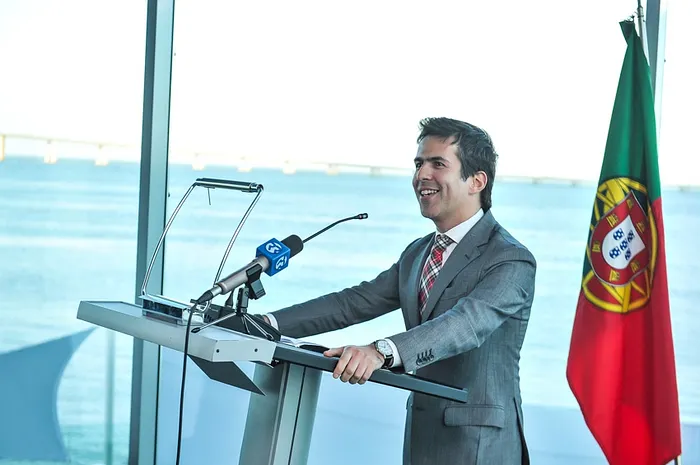 adolfo mesquita nunes