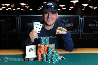 WSOP 2011 (Jour 20) :  James Hess Champion du monde Seniors 0001