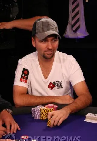 The Nightly Turbo: Piece of Ivey, What Negreanu Thinks of Ultimate Bet, and More 0001