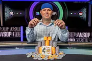 Justin Smith Rises From the Canvas to Conquer 16,269-Entry COLOSSUS