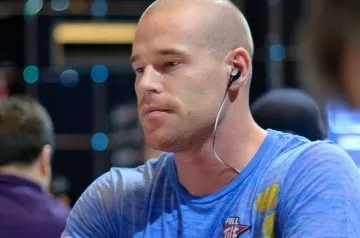 Full tilt High Stakes : Patrik Antonius saigne Deprimiert en FLHE