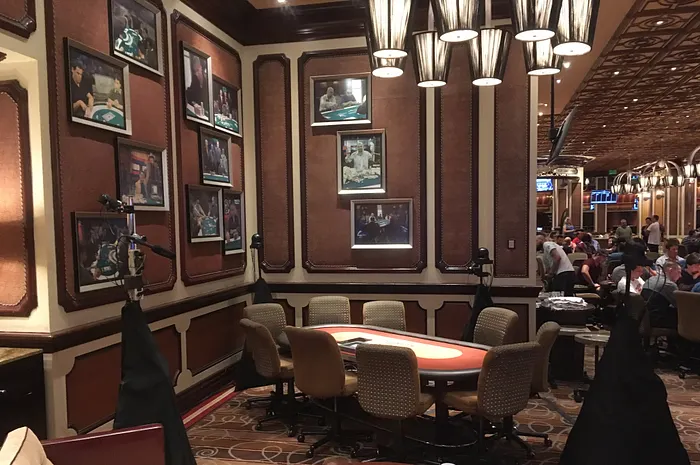 Bellagio Poker Table