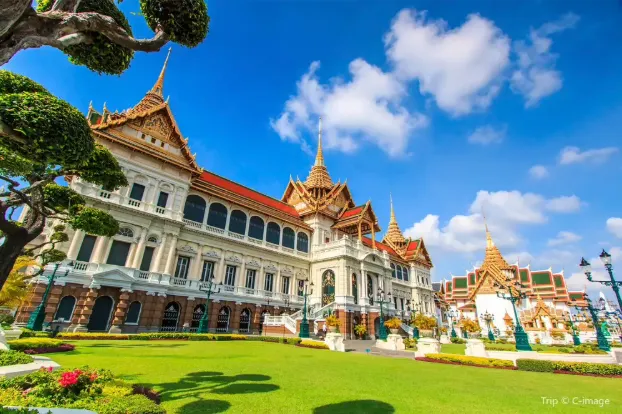 The Grand Palace – Symbol of Thai Royalty