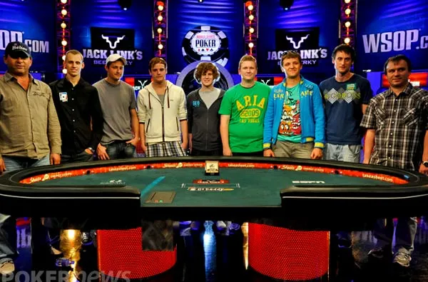 Main Event WSOP 2011 : qui sont les November Nine ? 111