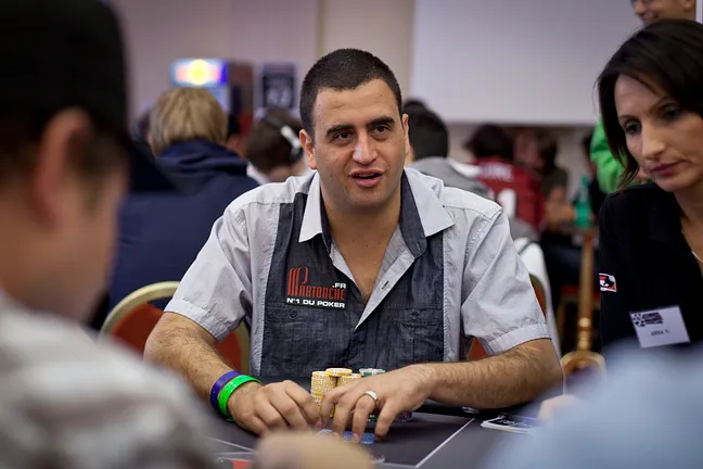 Robert Mizrachi (with the shoulders of Devonshire and Mizzi in the foreground)