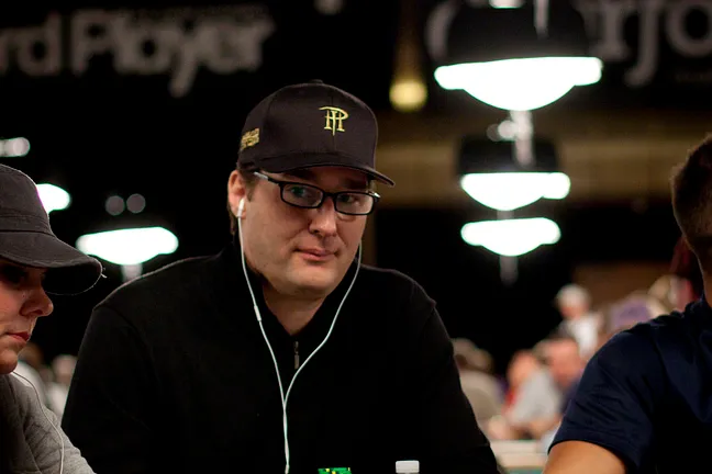 Phil Hellmuth (from Event #3): a more sedate arrival today