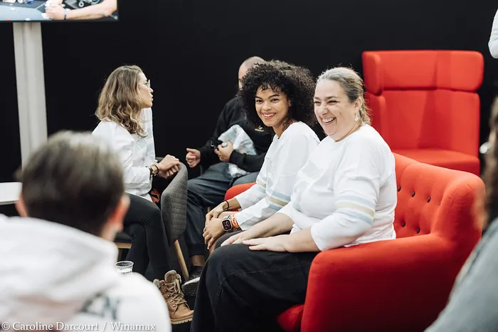 Alexane Najchaus y Estelle Cohuet