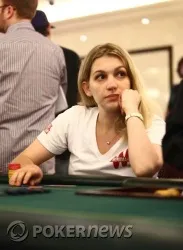 Del ajedrez al poker, Almira Skripchenko