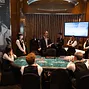 Main Event Dealer Huddle
