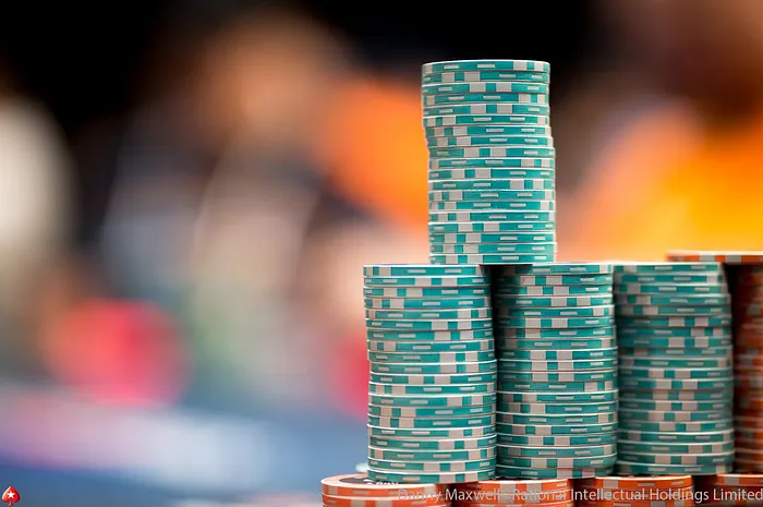 Winning Strategies for Button Straddle Battles