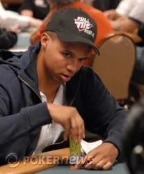 Phil Ivey remains alive in the $3,000 H.O.R.S.E. event