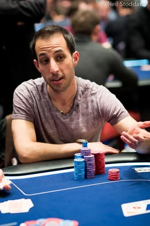 Alec Torelli Dá 4 Conselhos para Nunca Falir a Jogar Poker 101