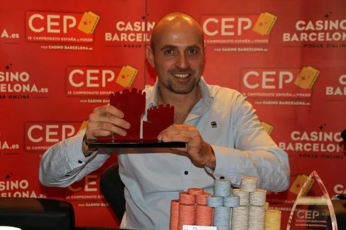 Eugeni Cros gana en Peralada en la etapa en la que Cayetano García se pone líder 0001