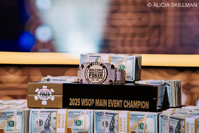 Main Event Bracelet Money