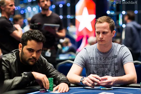 Simon Deadman (right). Photo courtesy of the PokerStars Blog.