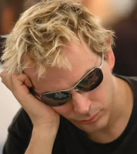 phil laak guiness record poker