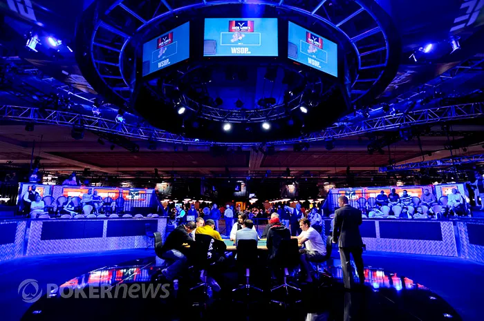 table finale wsop 2011 plateau