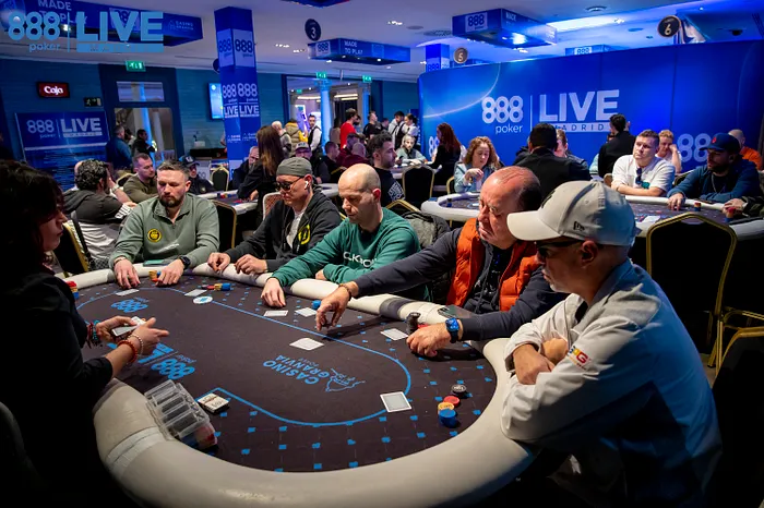 888poker LIVE Poker Room