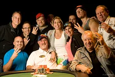 WSOP 2013 : Un bracelet pour Tom Schneider, Owais Ahmed blessé