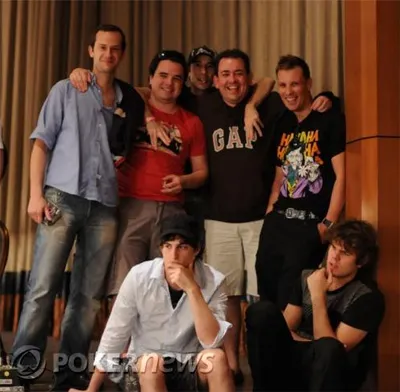 João Barbosa Passou ao Dia 2 do ,000 World Championship Heads Up - Siga Agora Em Directo 102