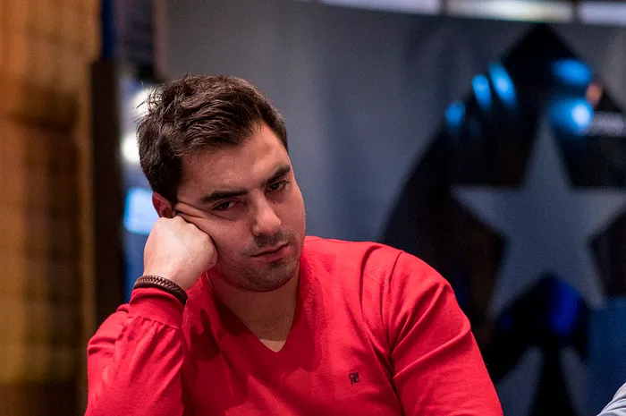 Luís Rodríguez 'Turko_man' se gradúa Cum Laude en la universidad del Super Tuesday 0001