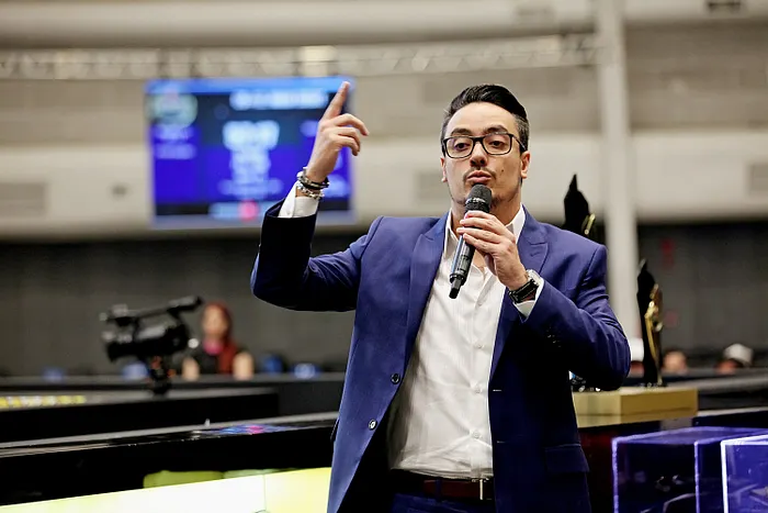 Ueltom Lima em Entrevista Exclusiva ao PokerNews 101