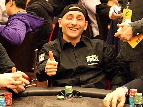 Reportage Pokernews live : Unibet Open Budapest 2010 JOUR 2 + freerolls packages Unibet Open tous les soirs à 21h00.