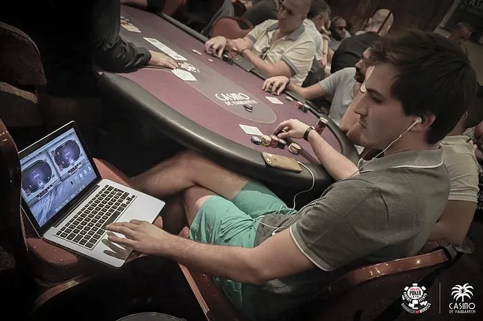 Guillaume Diaz remporte le Main Event Winamax en jouant le HR Sismix 0001