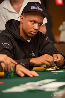 Livre Poker : Moneymaker, Ivey et la main des WSOP qui a changé l’histoire 102